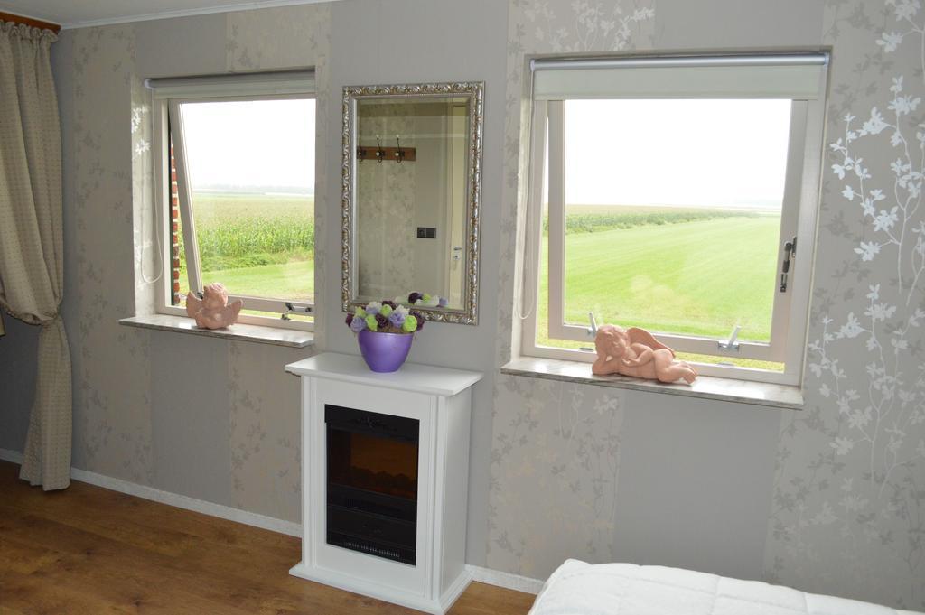 Huize Ouwervelden Bed and Breakfast Wouwsche Plantage Kamer foto